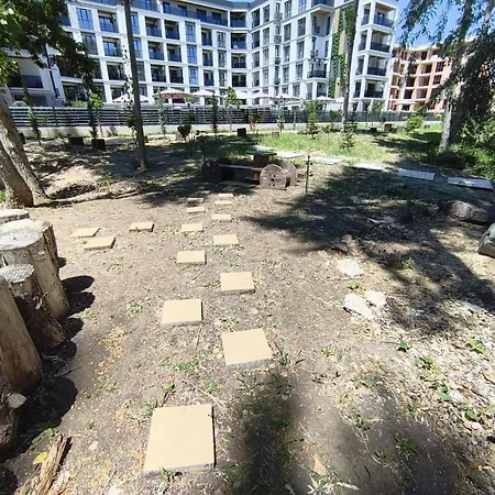 Schöne Im Emilia Romana Park Apartment Slantschew brjag