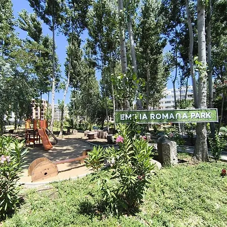 Apartment Schöne Im Emilia Romana Park